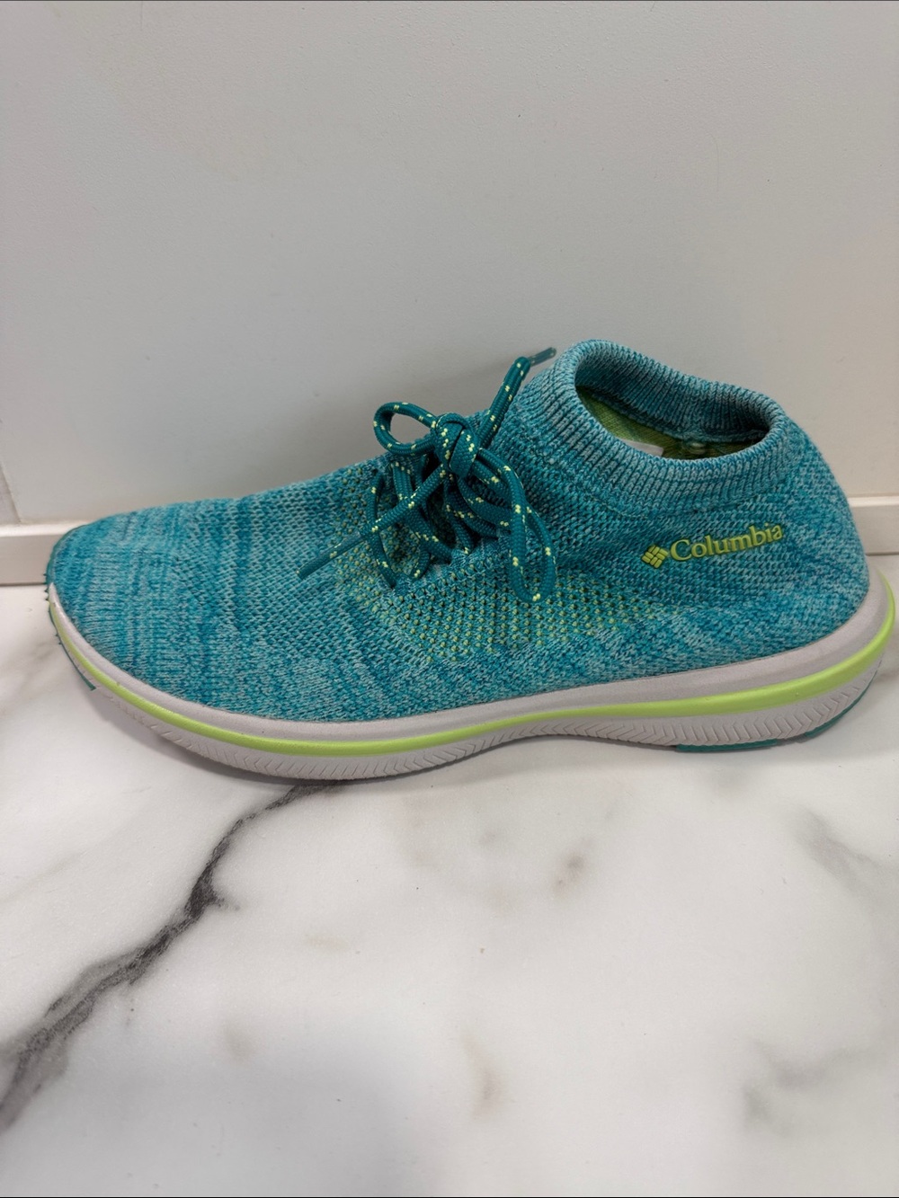 Columbia Women's Chimera Lace sneakers Size 5